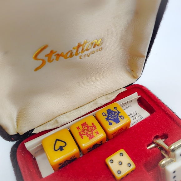 Vintage Bakelite Stratton Poker Dice Theme Cufflinks with Dice in Original Box - Picture 3 of 3
